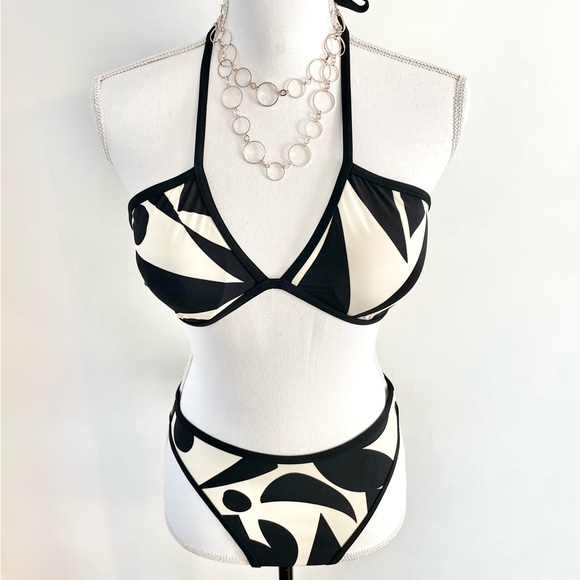 NWT Women’s Jets Australia Halter Bikini Swimsuit Set - Picture 6 of 14